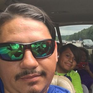 Meet your Posher, Omar